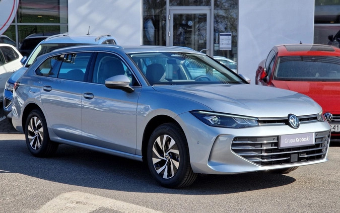 Volkswagen Passat cena 176500 przebieg: 1, rok produkcji 2024 z Puszczykowo małe 254